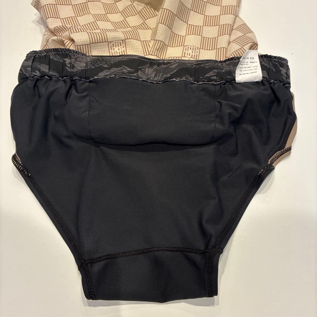 三津家貴也　MMAx3ITSUKA Checker Racing Shorts