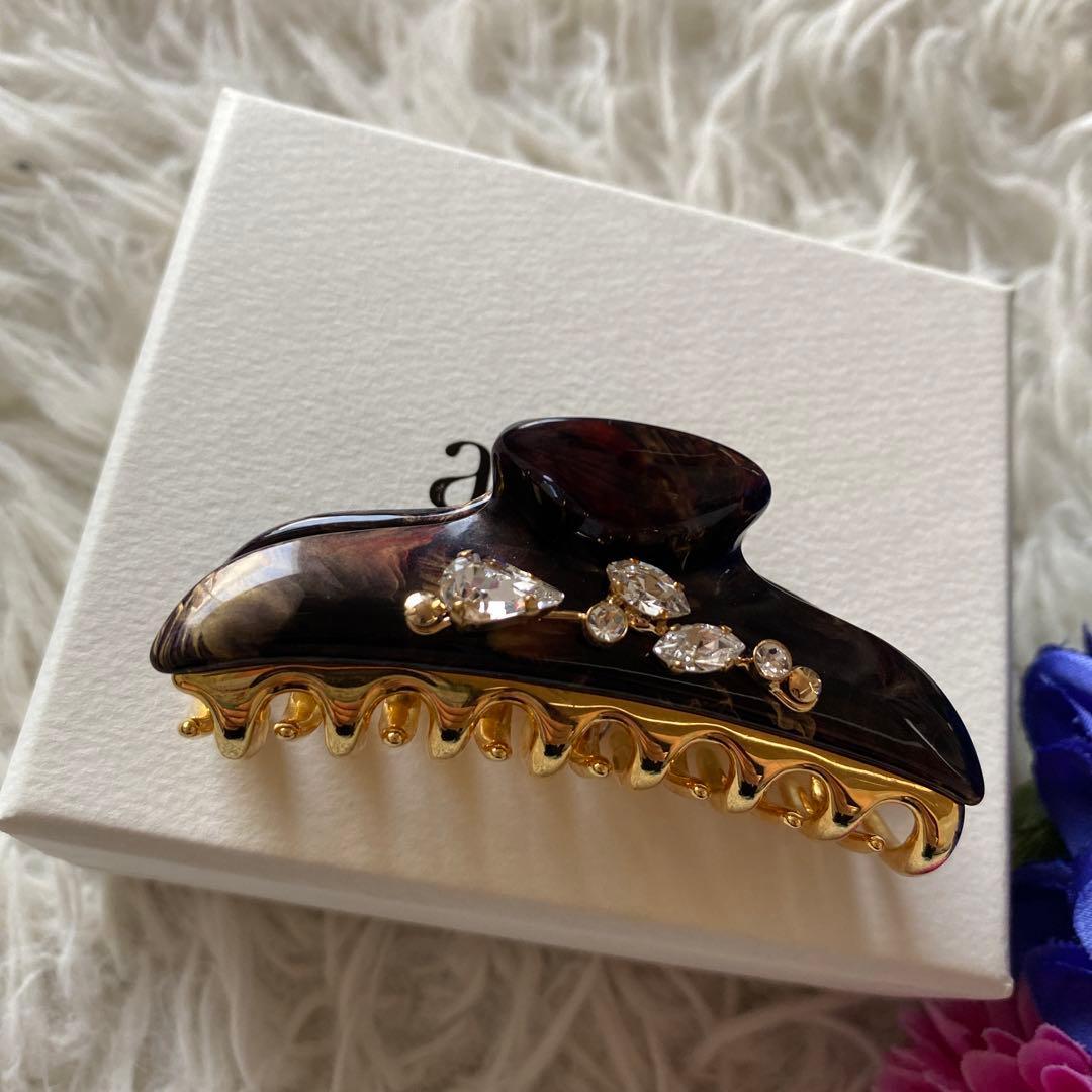 ハル猫・プロフ必読完売品　acca クリスタルリーブスクリップ