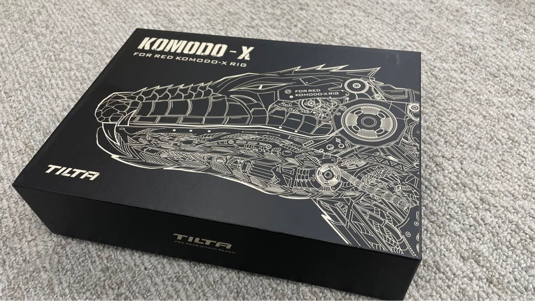 ビデオカメラ TILTA KOMODO-X RIG