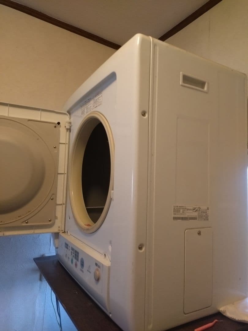 電気式衣類乾燥機 ホワイト コンパクト