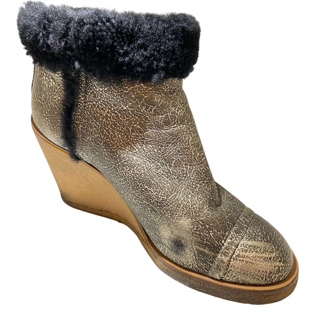 CHANEL 厚底ショートファーブーツ　カラー　ブロンズ