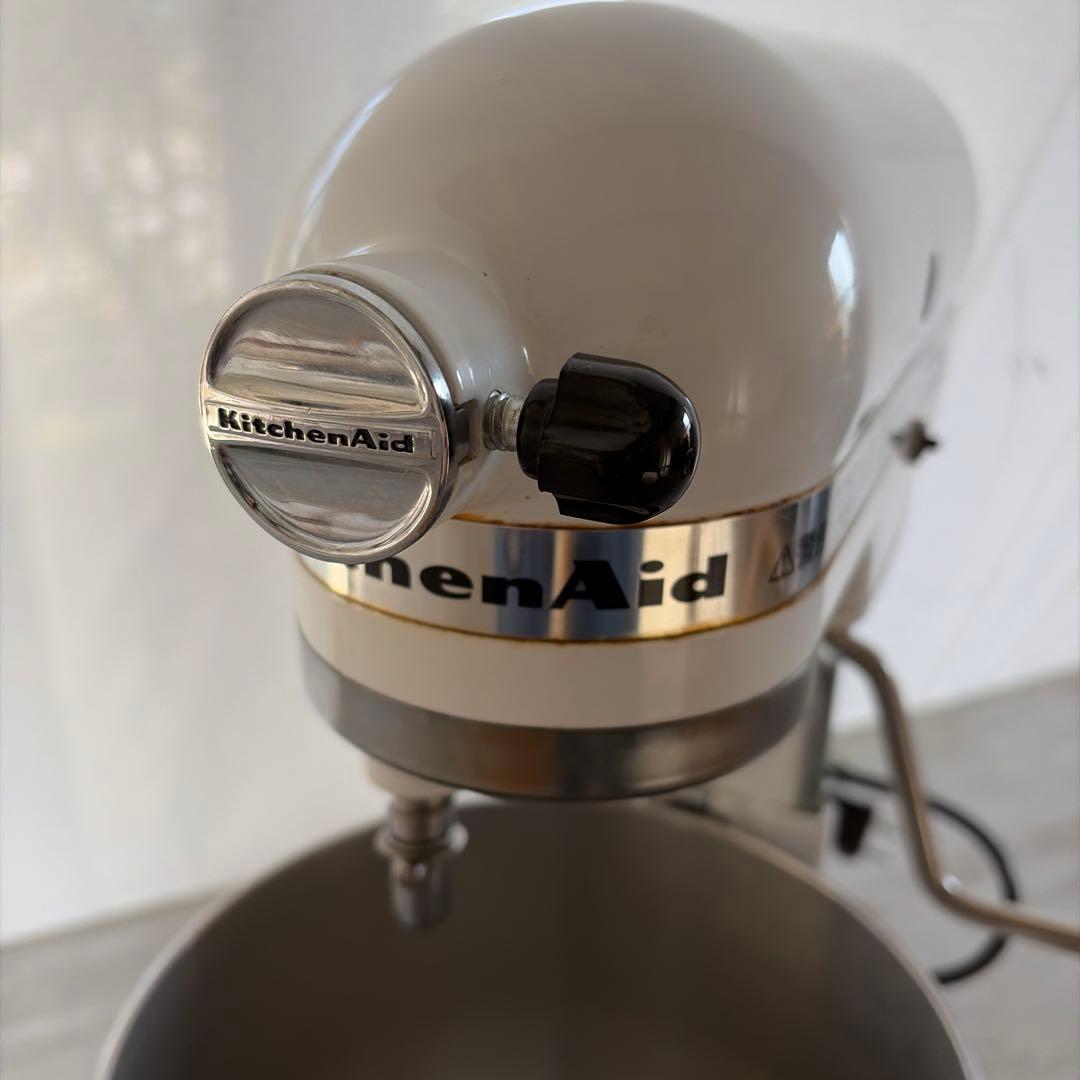 キッチンエイドのスタンドミキサー「KSM5WH」ホワイト