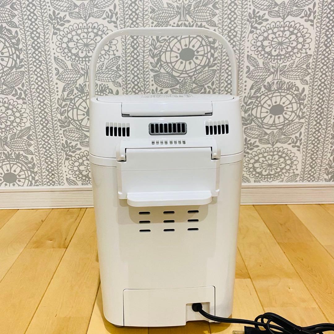 ホームベーカリー Panasonic SD-SB4-W パン焼き