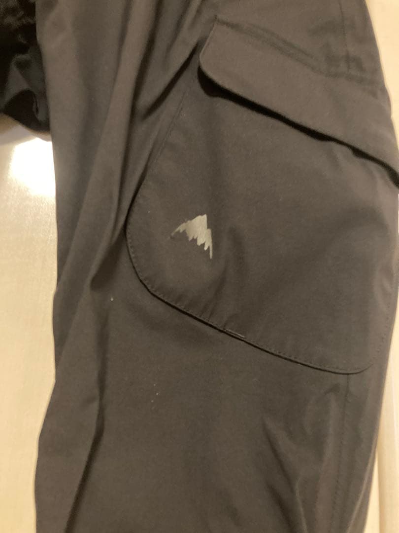 の*ち様 BURTON LIVINGLINING スノーボードパンツ S ブラッ