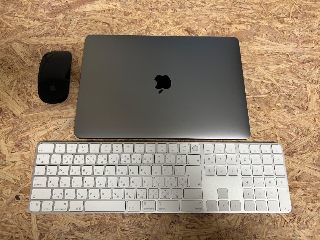 Apple MacBook Proスペースグレイ　Final Cut Pro