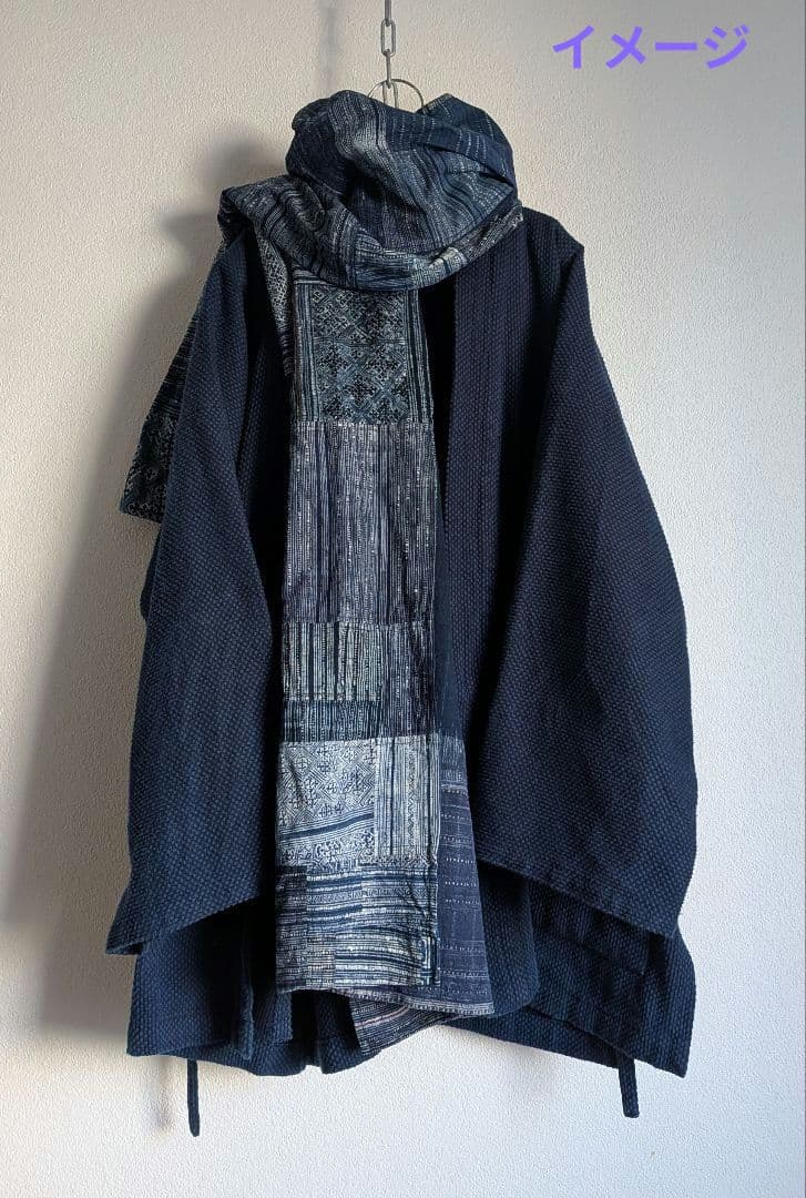 モン族　バティック　手描ろうけつ染　藍染　古布　パッチワークストール　ビンテージ