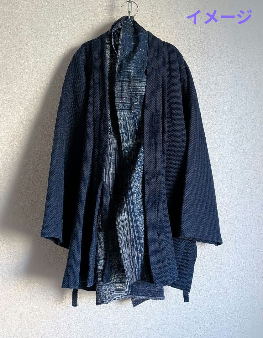 モン族　バティック　手描ろうけつ染　藍染　古布　パッチワークストール　ビンテージ