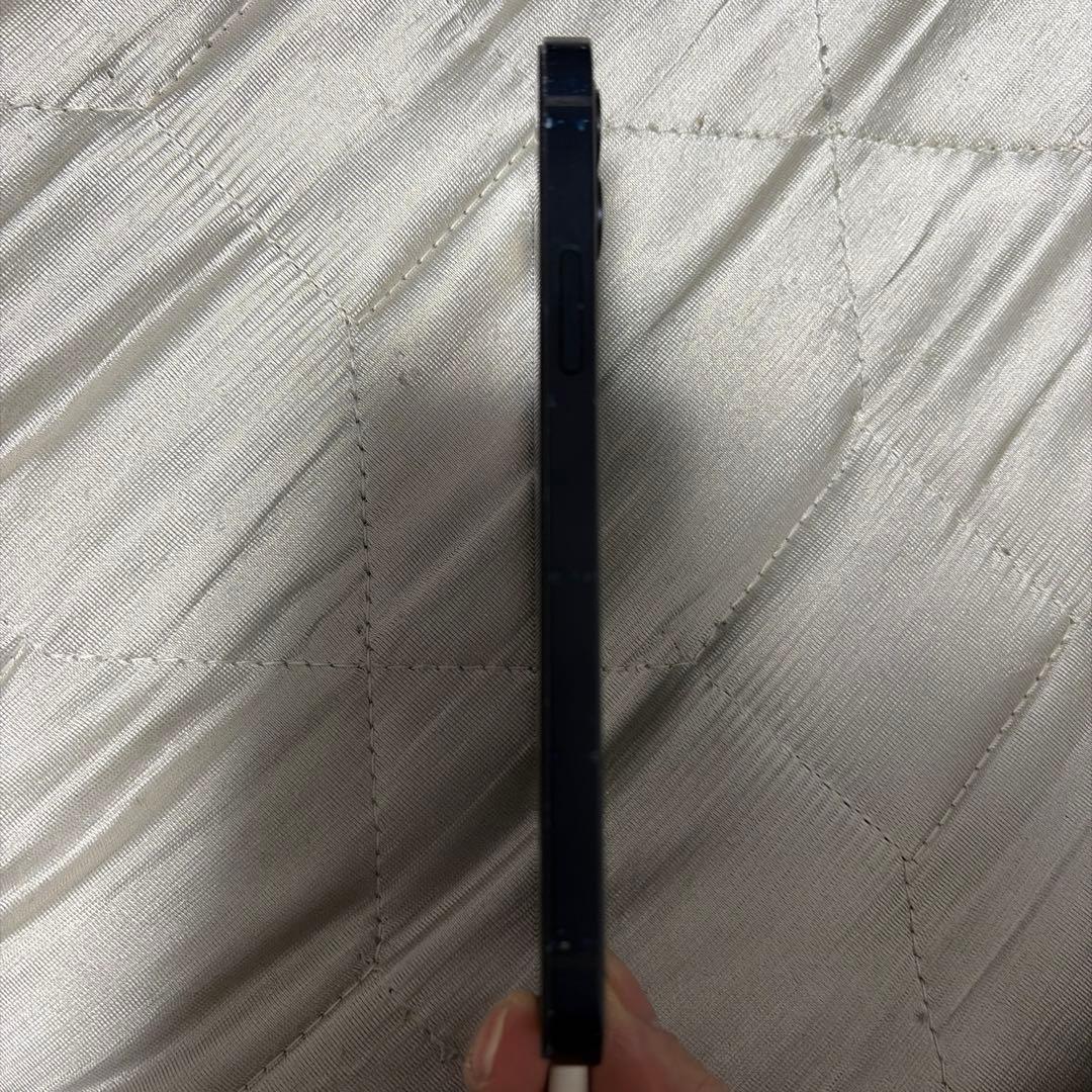 iPhone 12 64GB simフリー