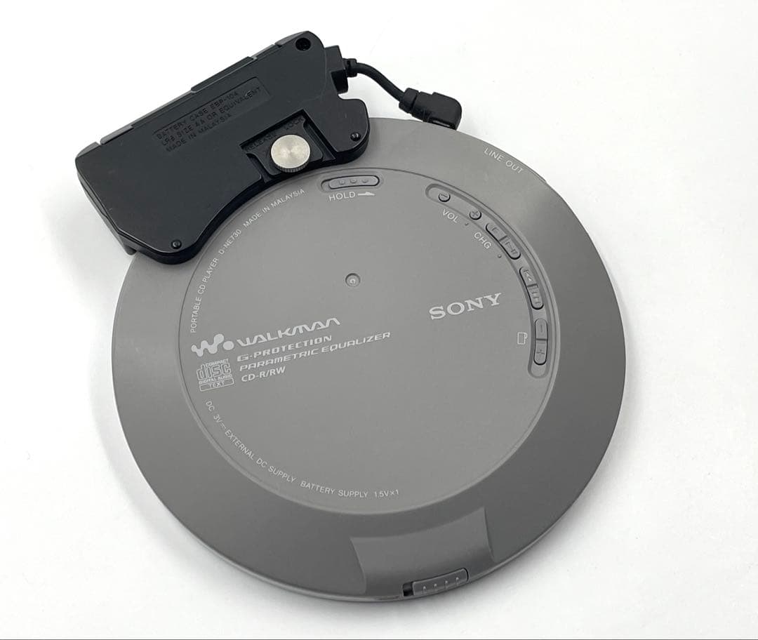外観美品　SONY D-NE730 WALKMAN ポータブルCDプレーヤー