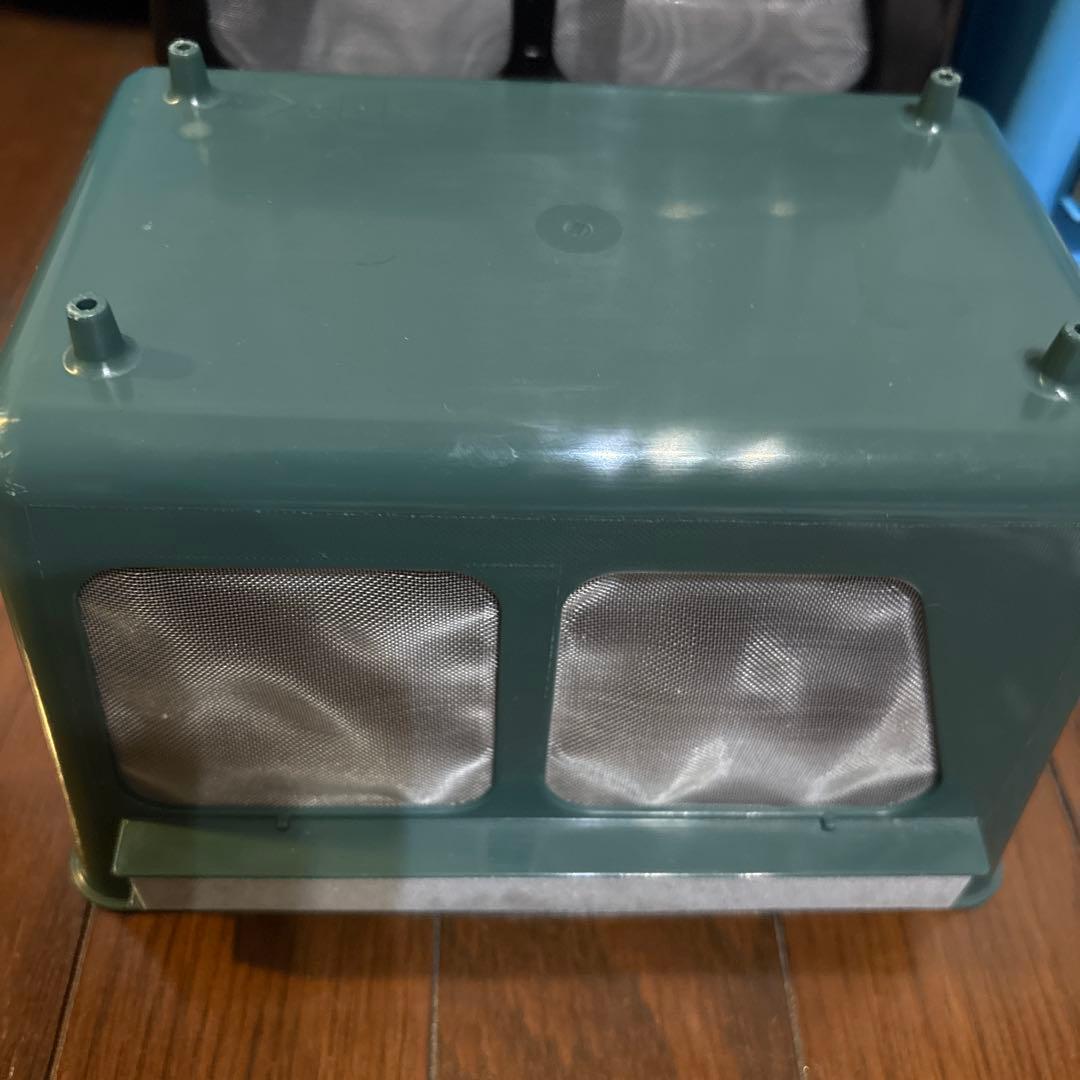 R*n様 わけぷか 9個 白 黒 青 緑　隔離水槽 水槽分割容器