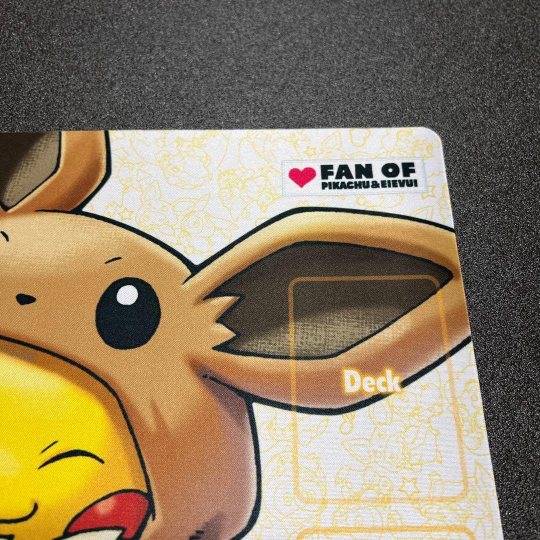 ポケモンカード　プレイマット　ピカチュウ イーブイ