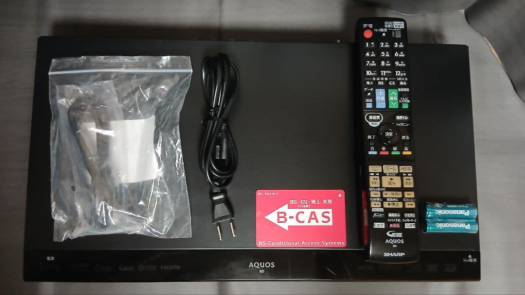 500GB シャープ AQUOS BDレコーダー☆BD-W570☆リモコン付 4