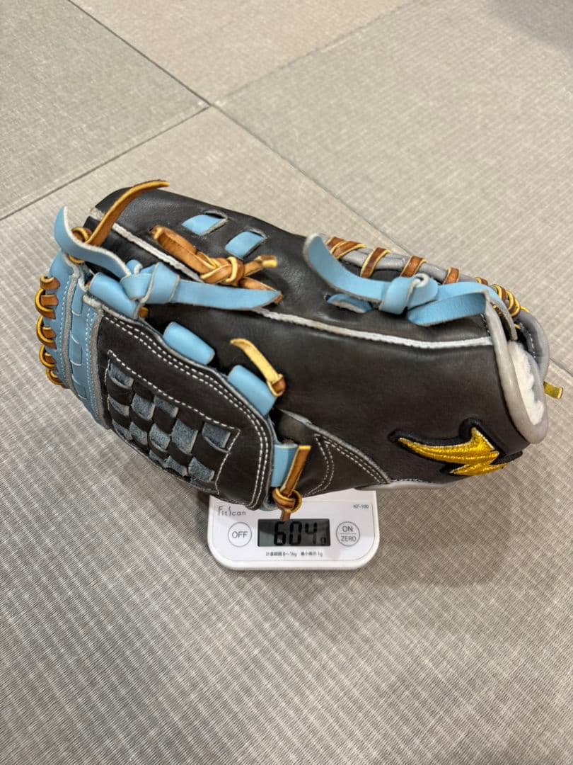 軟式野球用 黒青 レザーグローブ