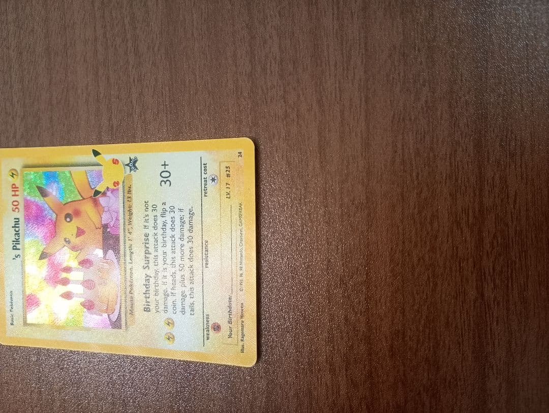 ポケモンカード　ポケカ　おたんじょうびピカチュウ　お誕生日ピカチュウ　英語版