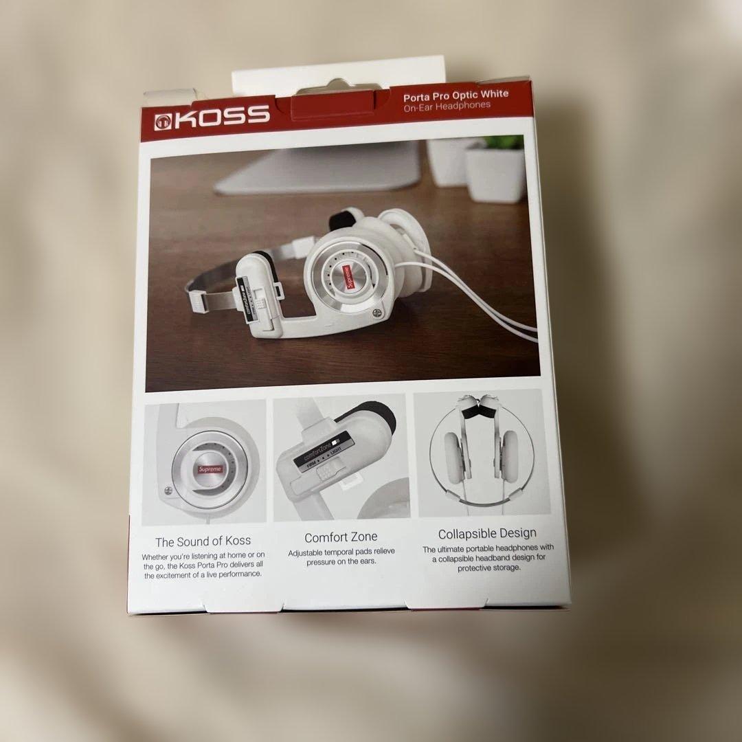 ヘッドホン Supreme / Koss Portapro