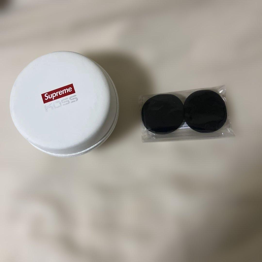 ヘッドホン Supreme / Koss Portapro