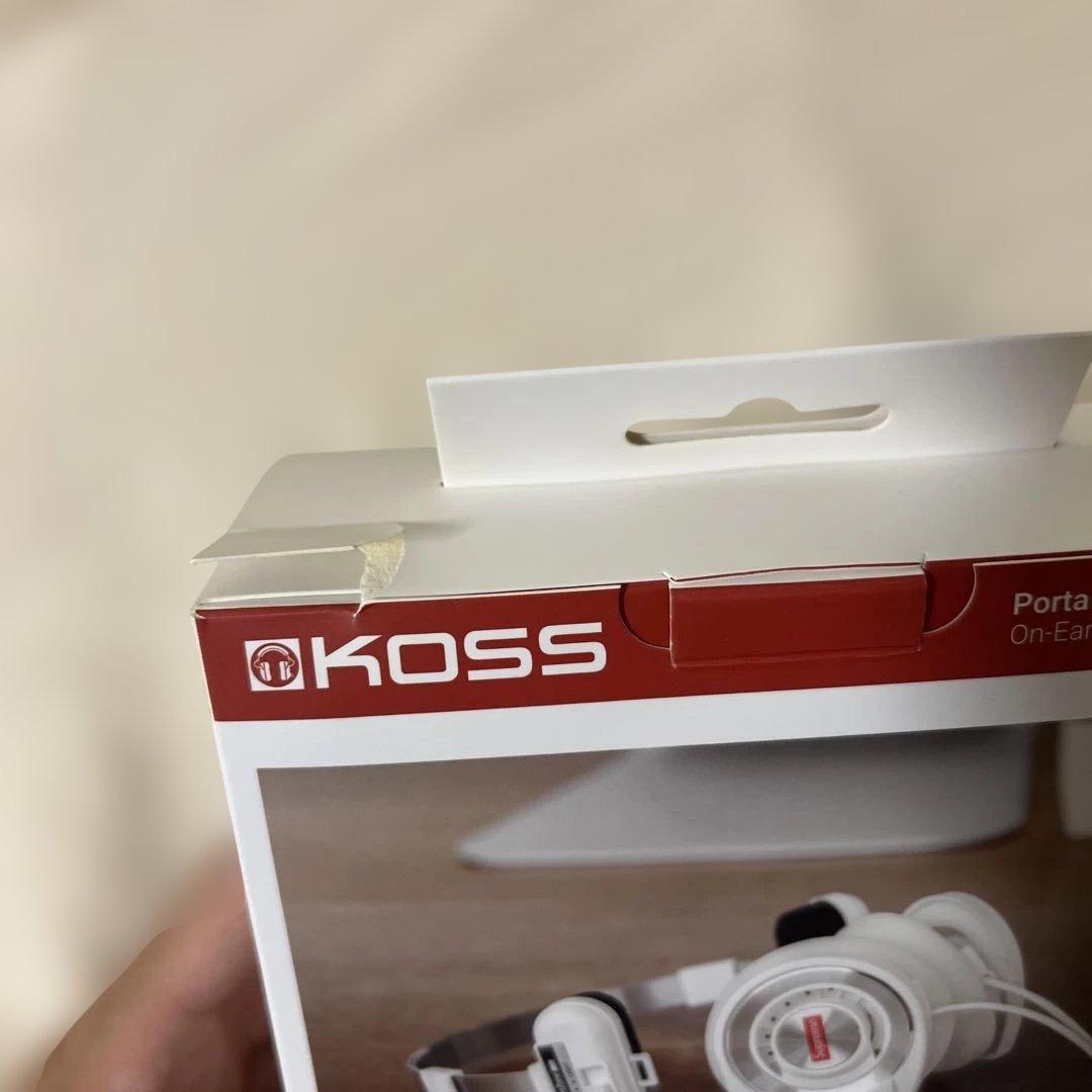 ヘッドホン Supreme / Koss Portapro