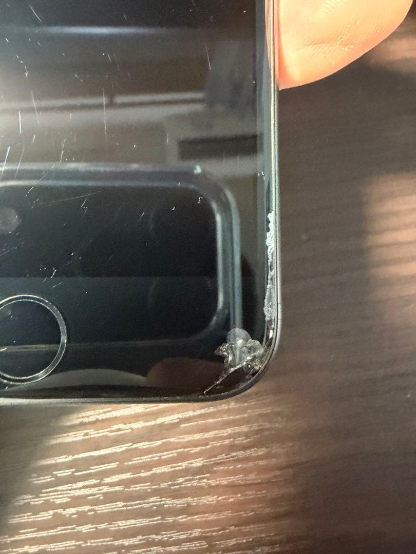 Apple iPhone SE第二世代　64GB スペースグレー 本体