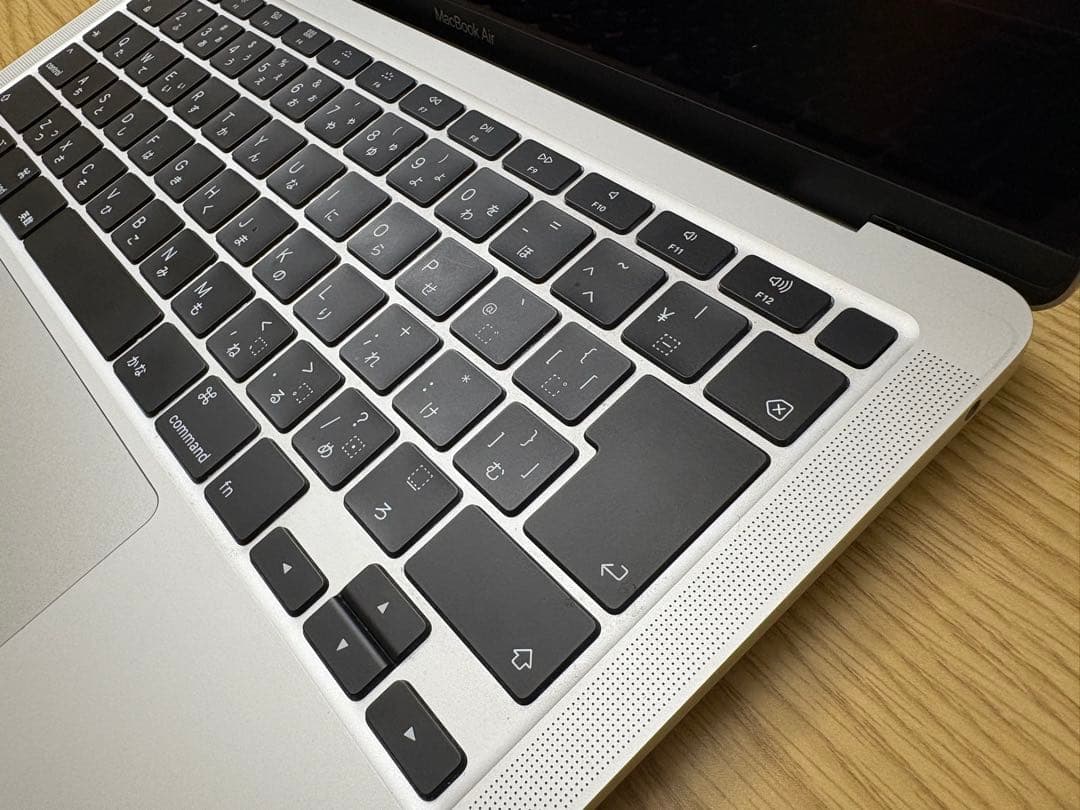 [最終値引き] MacBook Air 2020 13インチ(シルバー)