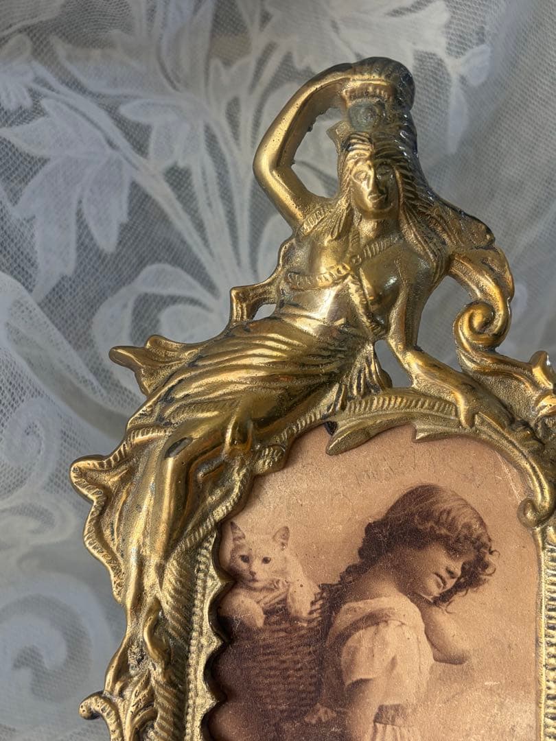 フランスアンティーク フォトスタンド 真鍮 エンジェル フレーム 写真立て 額