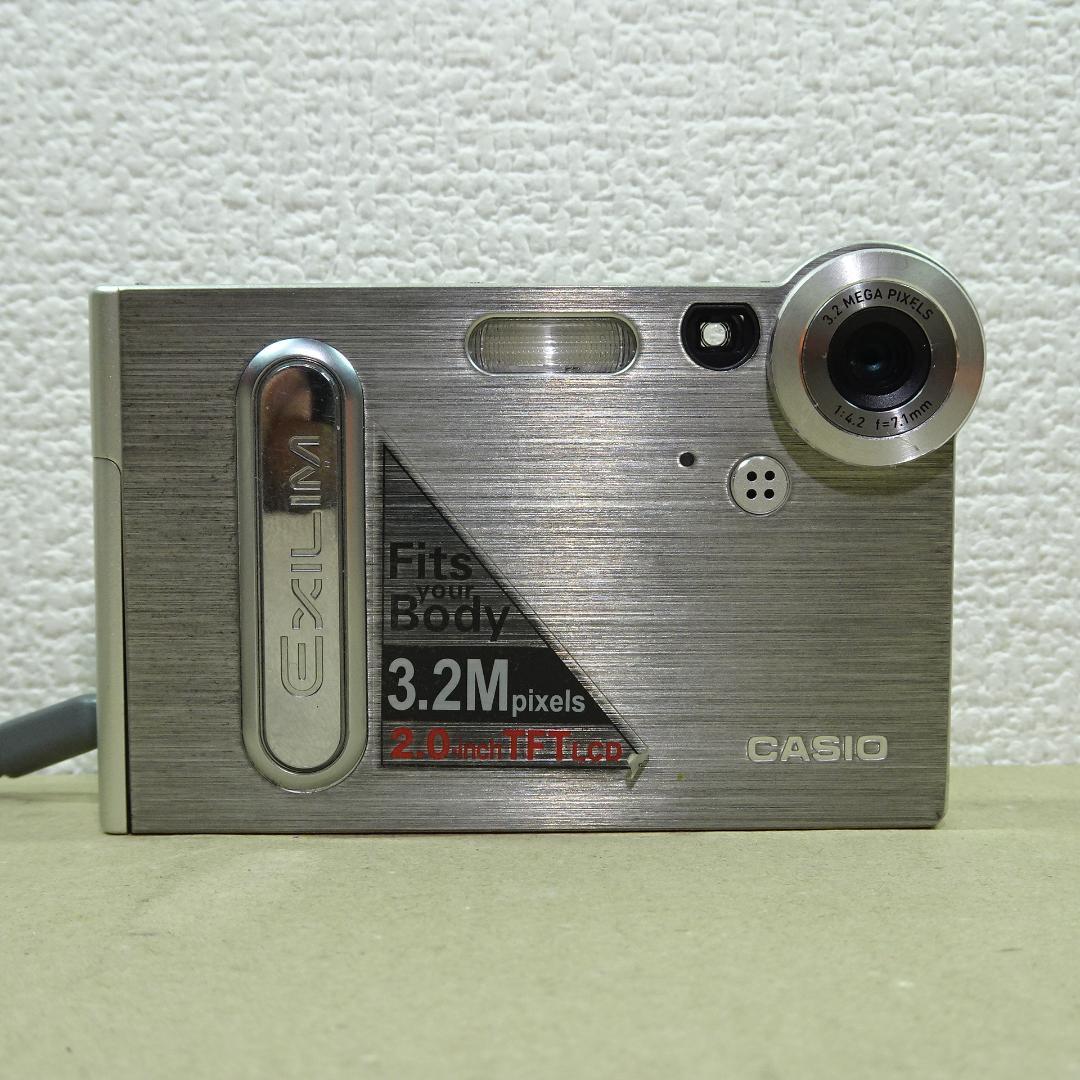 カシオ EXILIM EX-S3 コンデジ 純正バッテリー新品 SDカード2GB