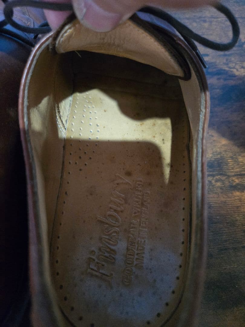 FINSBURY　フィンズベリー　外羽根Uチップシューズ