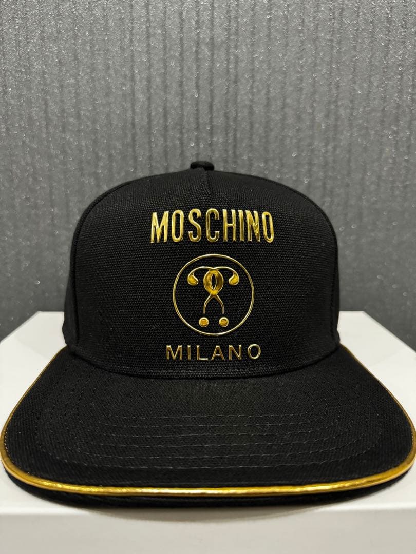 モスキーノ　キャップ　帽子