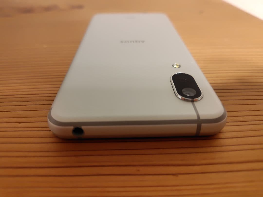 【美品】AQUOS sense3 SH-RM12 シルバー SIMフリー