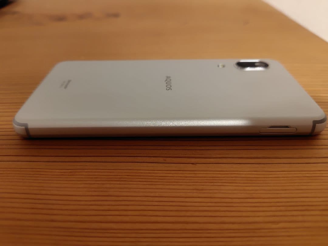 【美品】AQUOS sense3 SH-RM12 シルバー SIMフリー