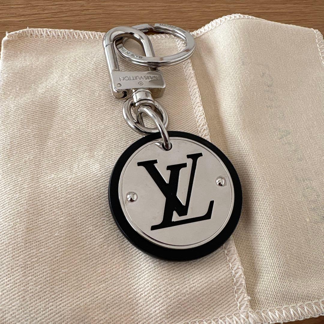 LOUIS VUITTON ルイヴィトン　チャーム　M67362