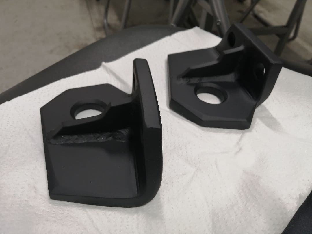 ランドクルーザー80牽引フックセット