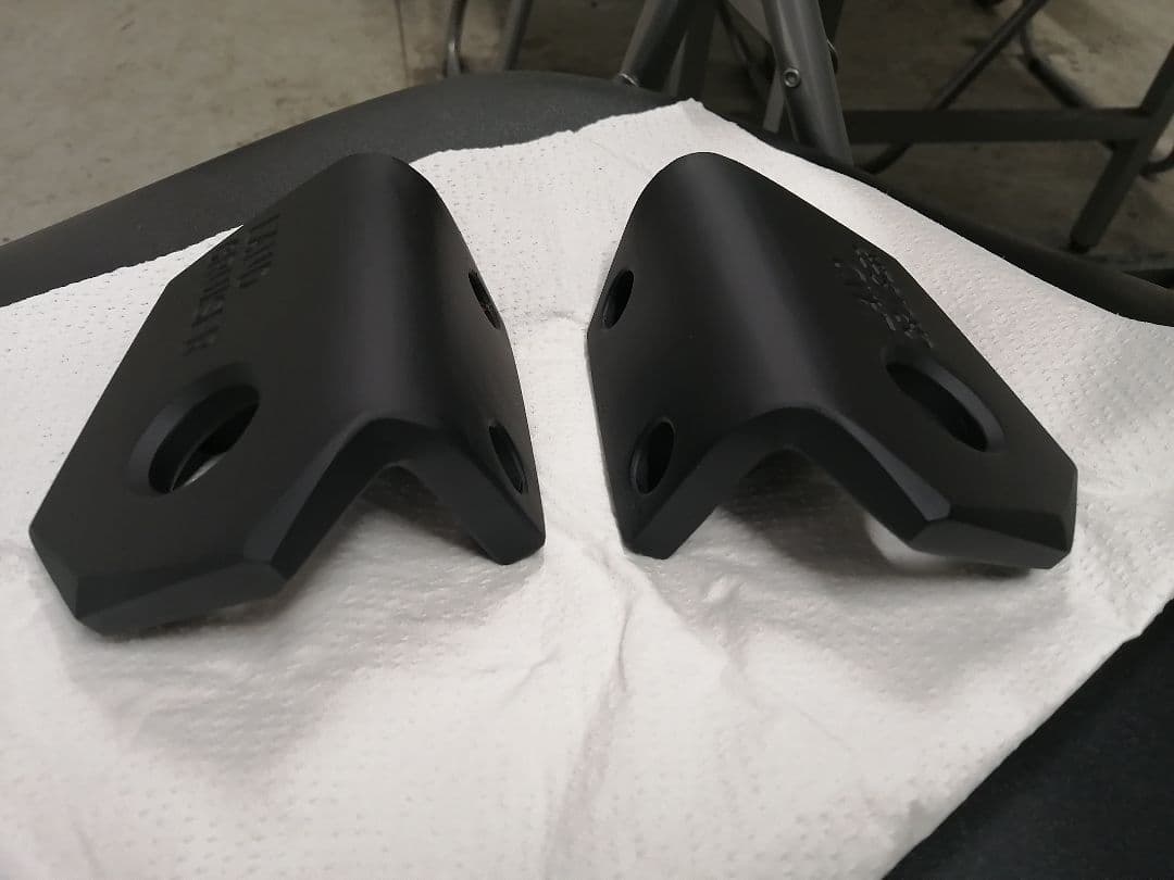 ランドクルーザー80牽引フックセット