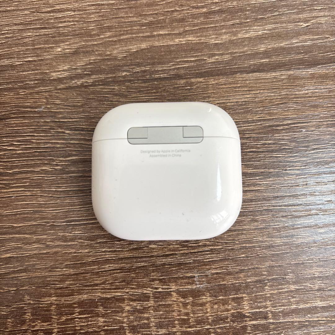 AirPods 4アクティブノイズキャンセリング非搭載モデル