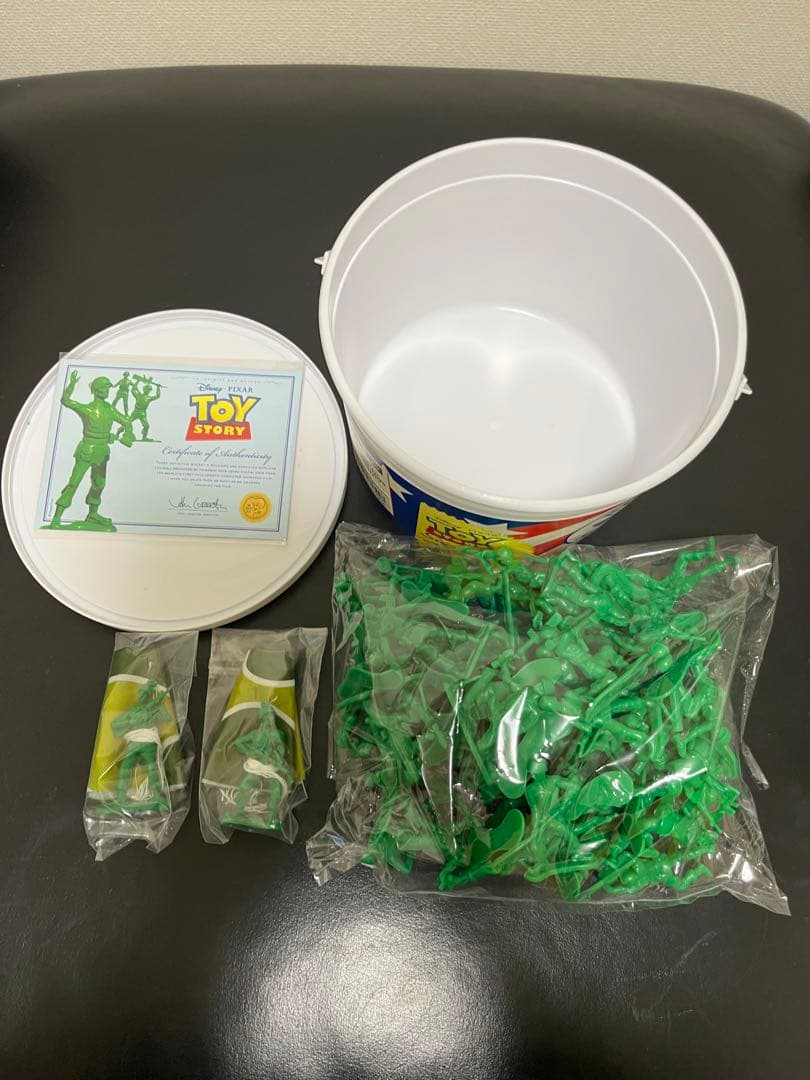 トイストーリー　コレクション　バケットオブソルジャーズ　グリーンアーミーメン