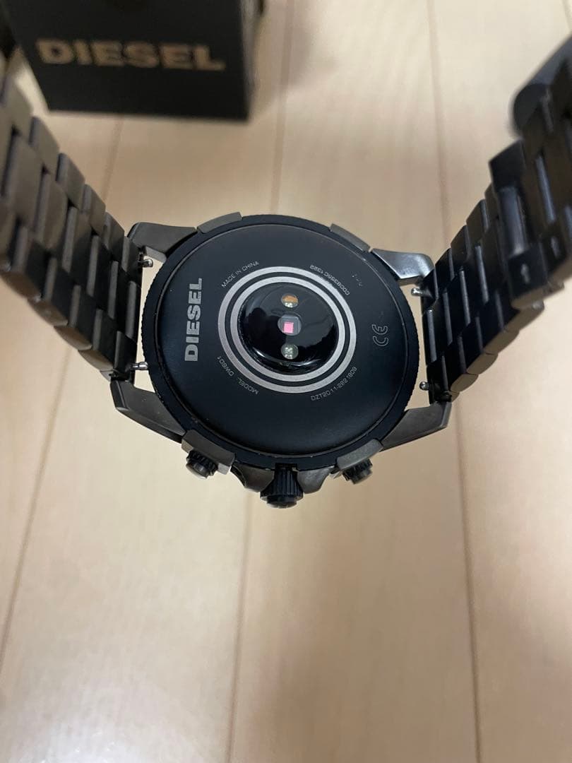 ディーゼル　スマートウォッチ