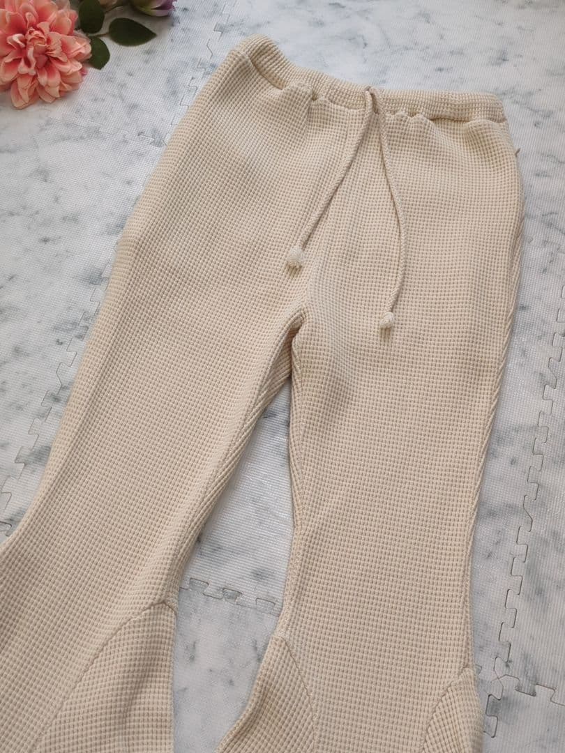 【即完売】SOLOV 2022aw THERMAL RUFFLE PANTS