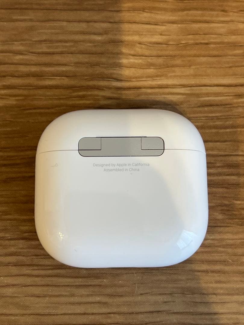 AirPods第四世代　ノイズキャンセリングなし