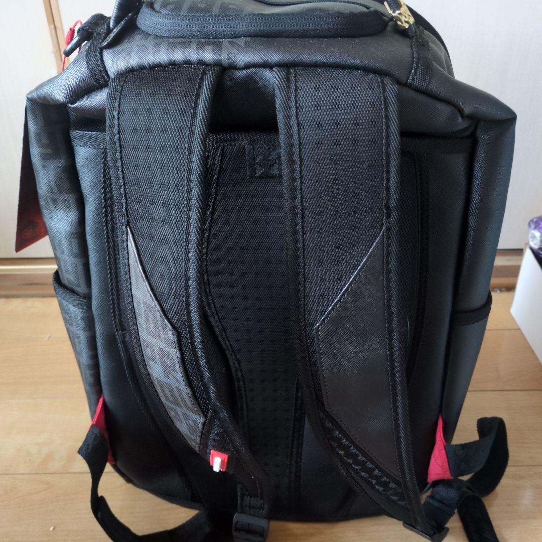 SPRAYGROUND シャークデザイン リュック
