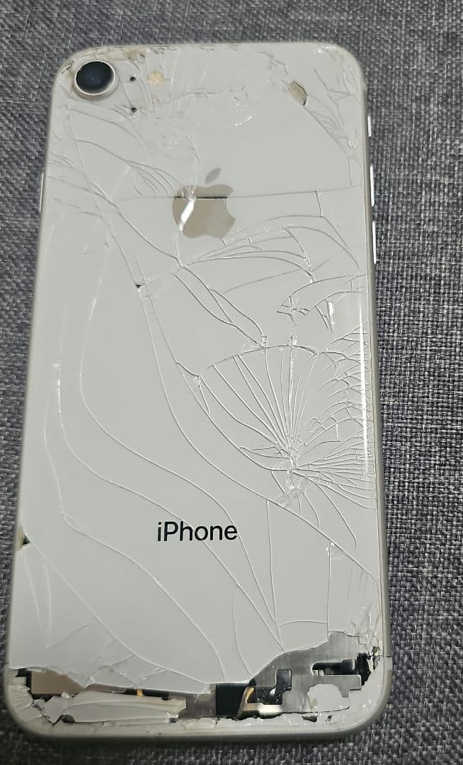 iPhone 8 ジャンク