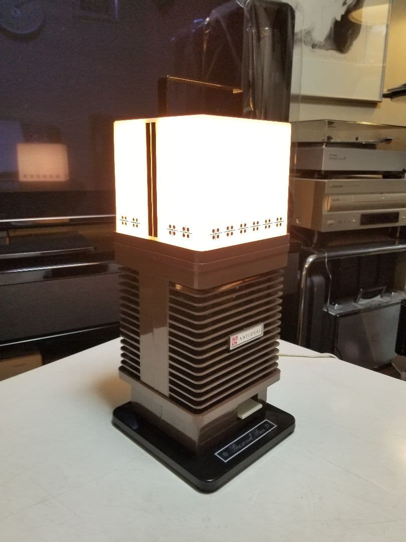 希少　モデル　ナショナル　F-10LA 照明付　扇風機 パーソナルファン