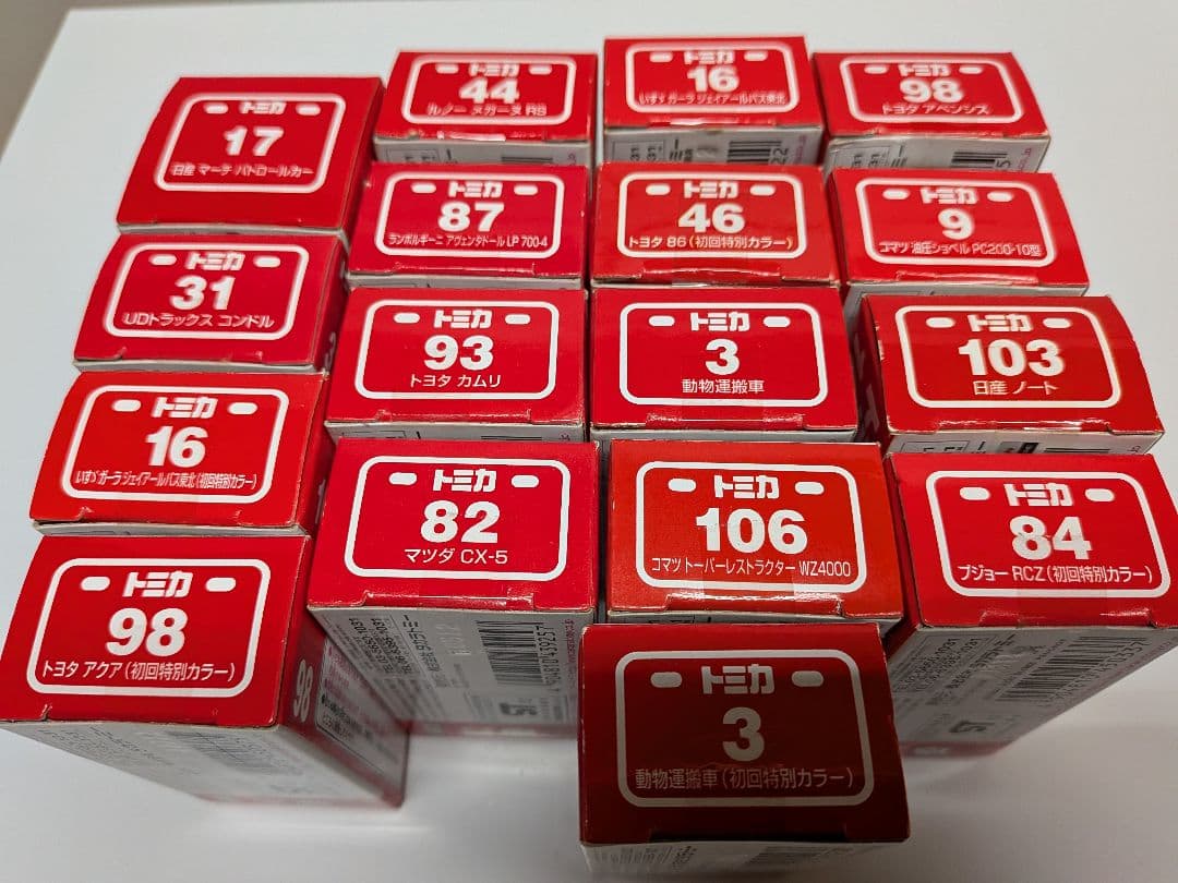 m*読様 トミカ 未開封 17台 まとめ売り ⑫