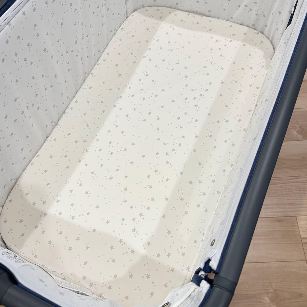 【美品】 付属品完備 HZDMJ ベビーベッド　ネイビー