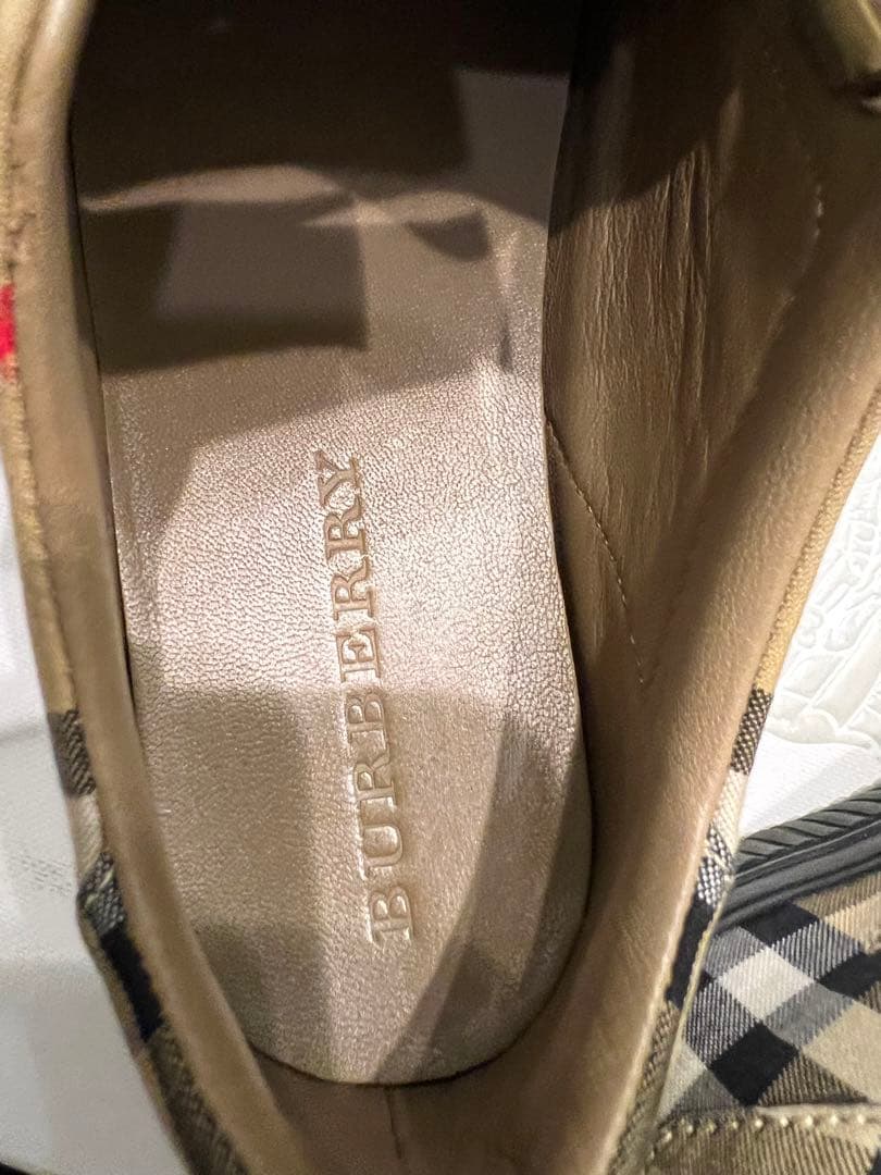 バーバリーチルドレン　スニーカー　サイズ31(19.5cm)