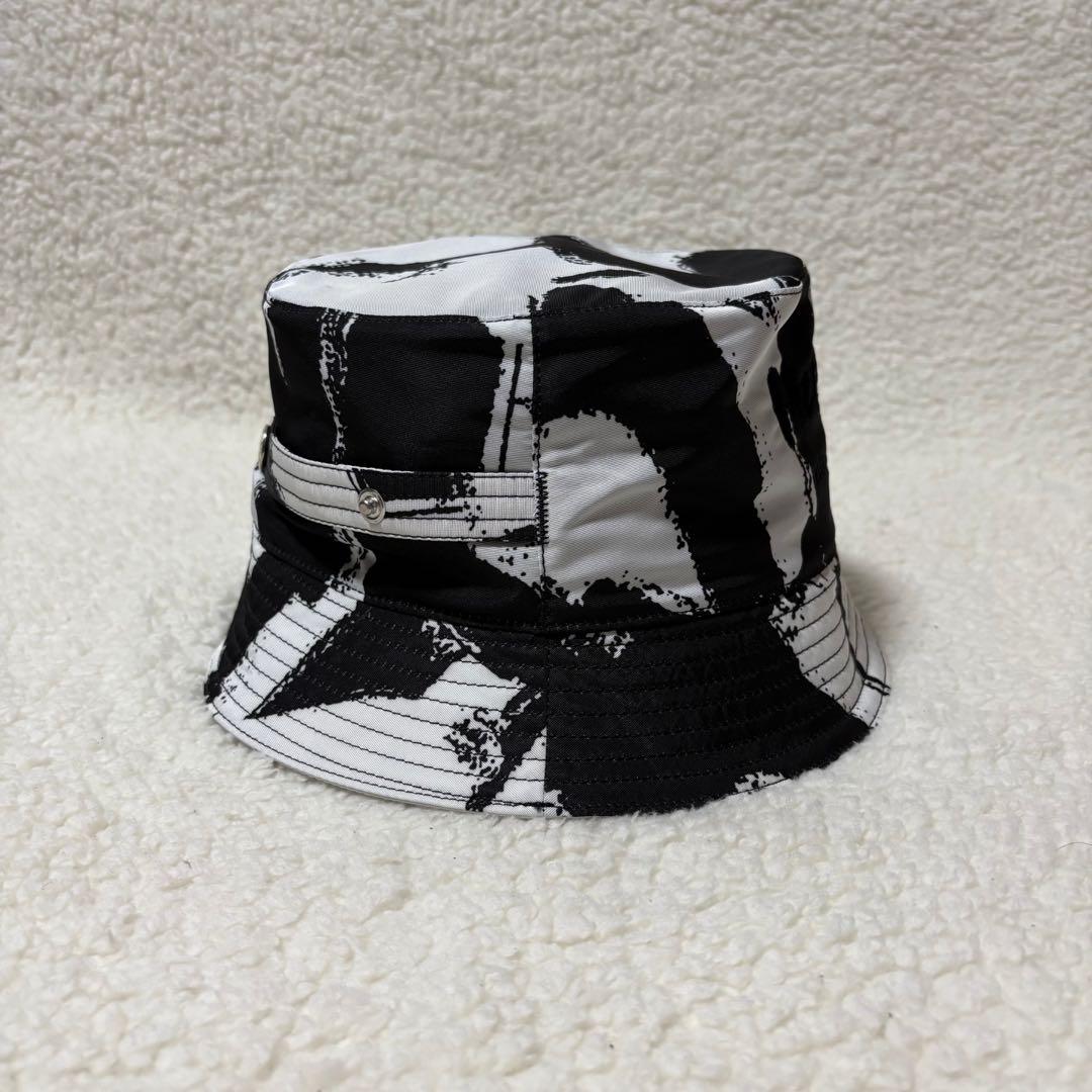 Alexander McQUEEN グラフィックバケットハット BLK/L