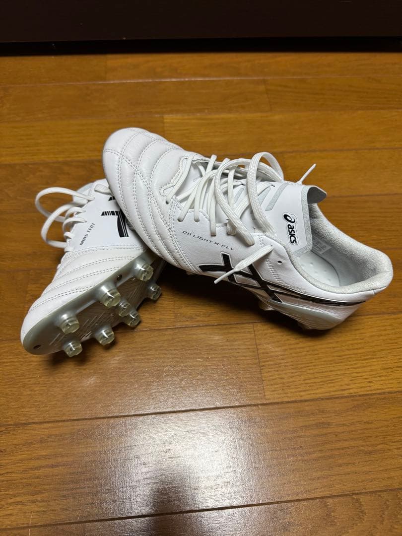 asics サッカーシューズ DS LIGHT X-FLY5