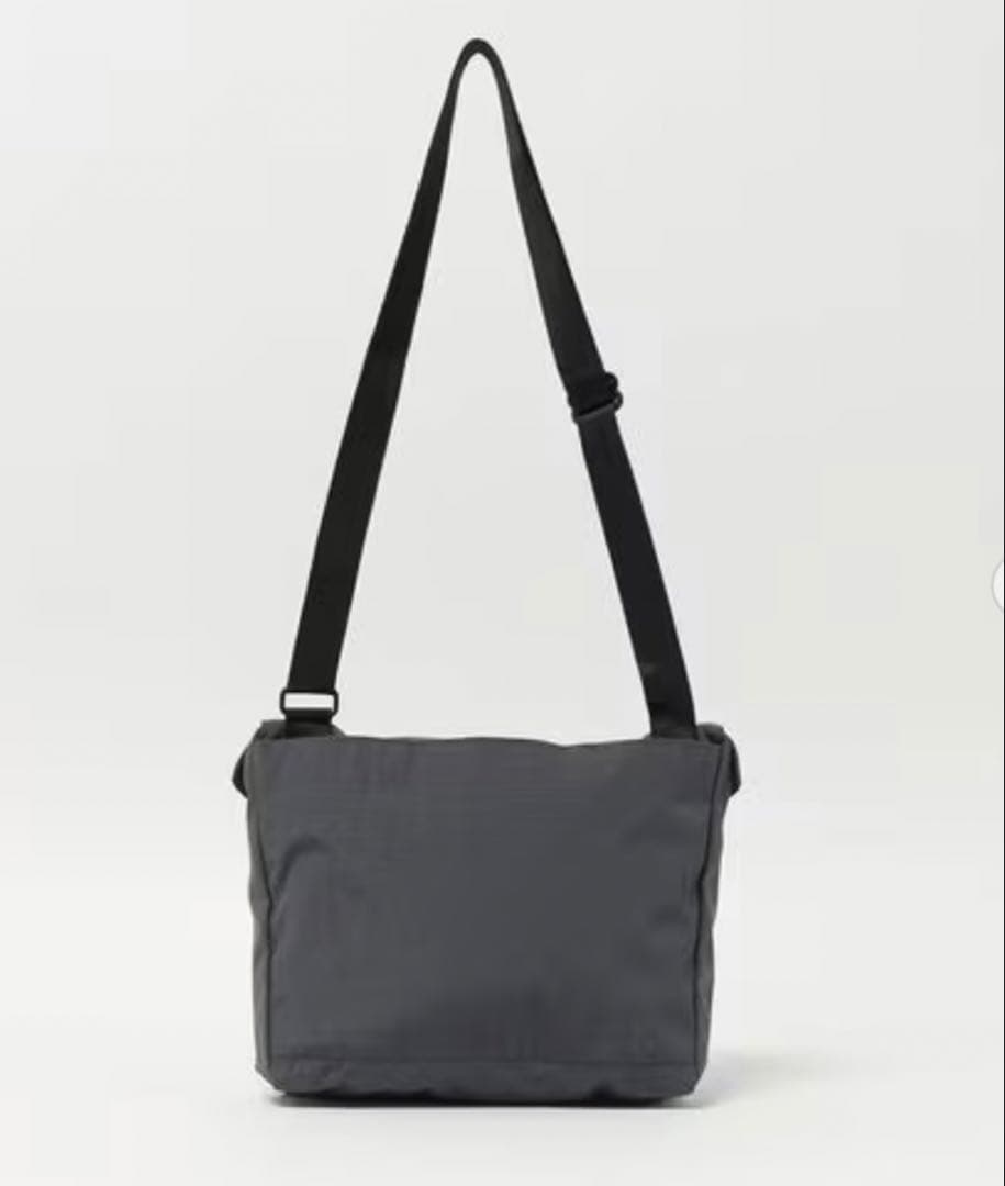 バッグ THE NORTH FACE Mountain Wind Shoulder