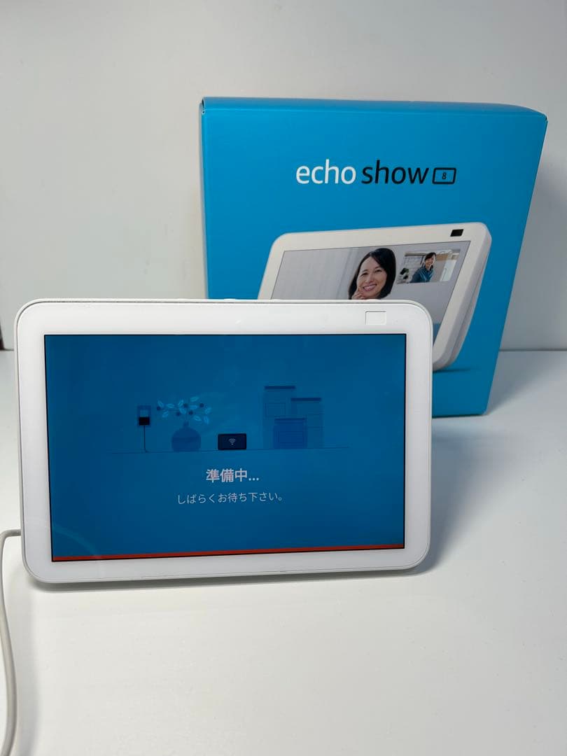 Eco Show 8 第2世代　13メガピクセルカメラ付き　グレーシャーホワイト