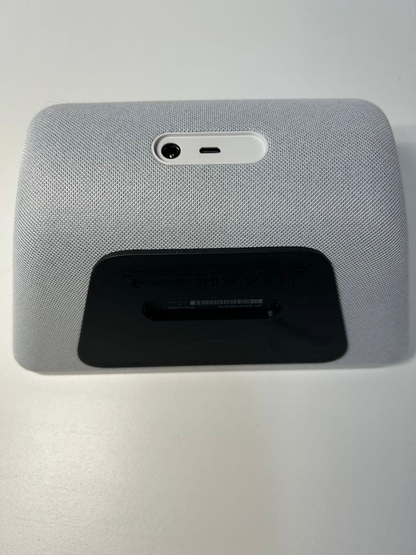 Eco Show 8 第2世代　13メガピクセルカメラ付き　グレーシャーホワイト