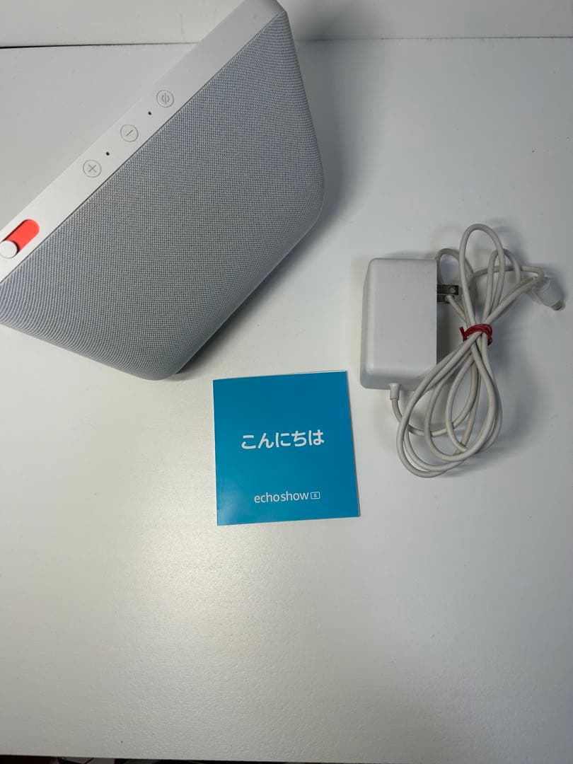 Eco Show 8 第2世代　13メガピクセルカメラ付き　グレーシャーホワイト