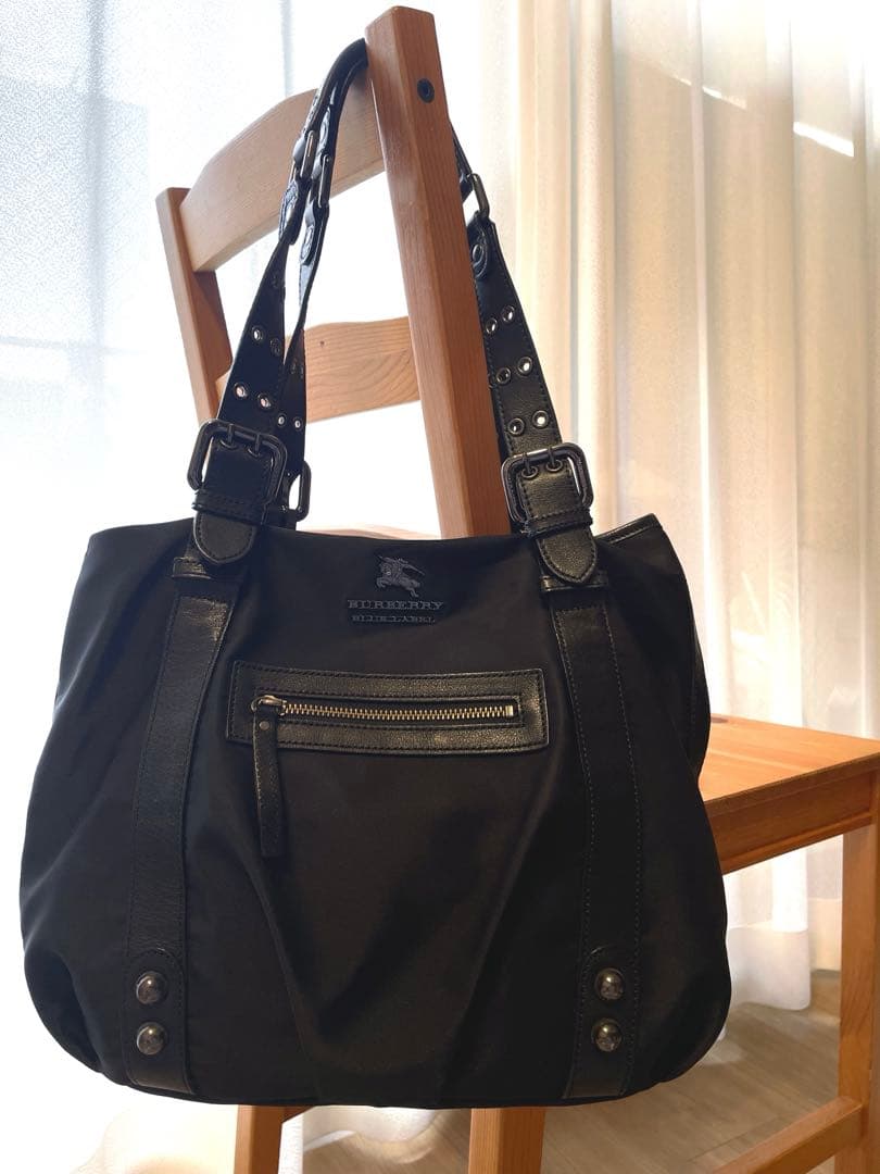 BURBERRY BLUE LABEL ハンドバッグ　黒